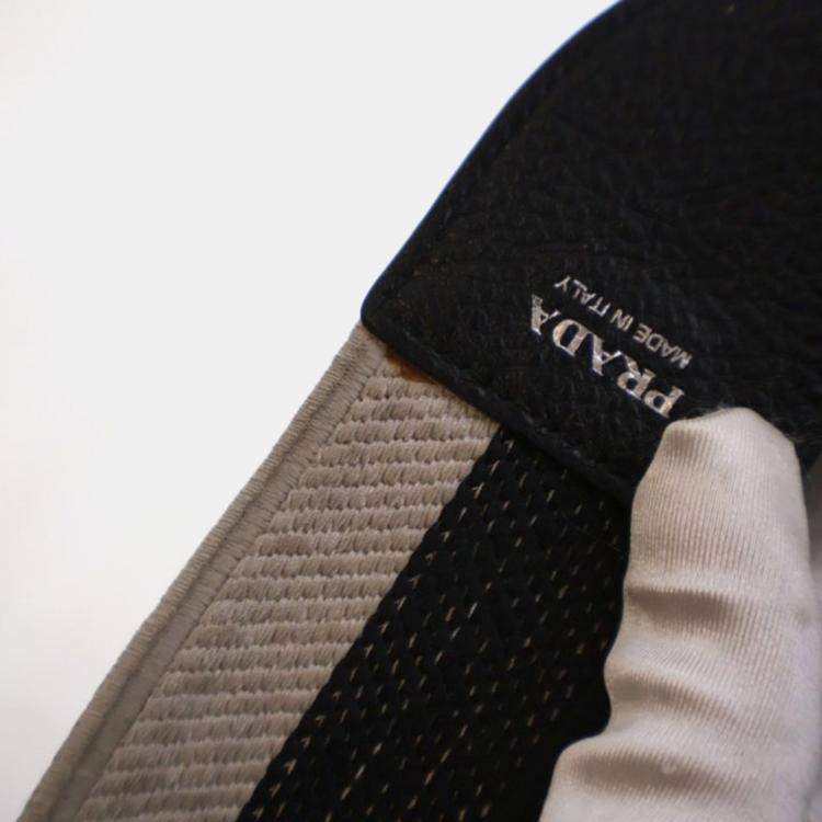 مملوكة مسبقًا Prada Medium Vitello Daino Black Crossbody Bag