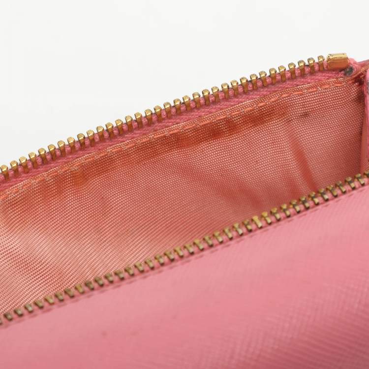 مملوكة مسبقًا Prada Pink Saffiano Leather Wallets
