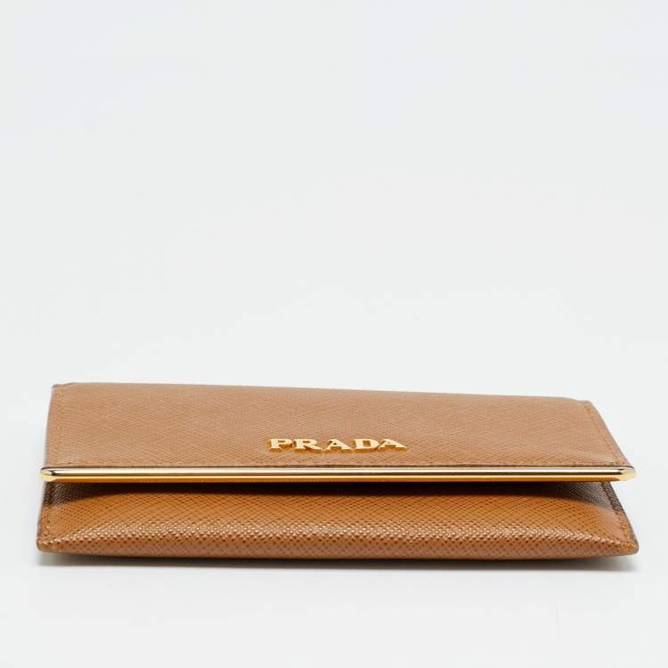 Pre Owned حامل بطاقات بغطاء جلد سافيانو بني برادا