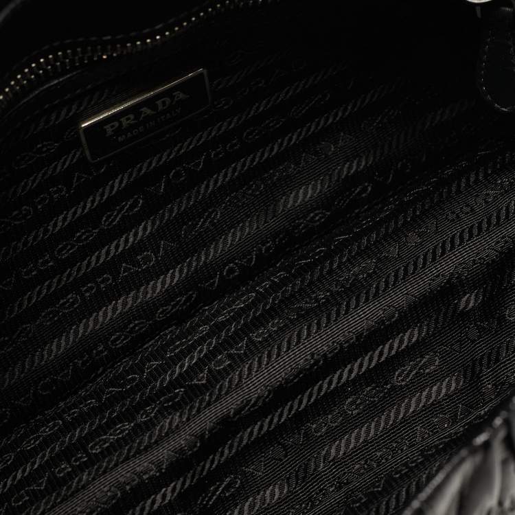 Pre Owned Prada Gaufre Black Gaufre Patent Leather Chain Shoulder Bag