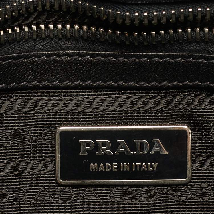 Pre Owned Prada Gaufre Black Gaufre Patent Leather Chain Shoulder Bag