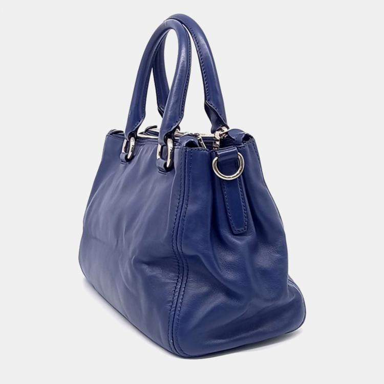مملوكة مسبقًا Prada Blue Leather tote and shoulder bag