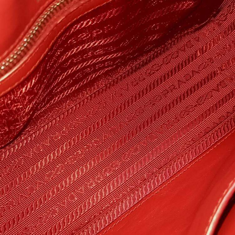 Pre Owned Prada Red Leather Soft Calf Diagram Crossbody Bag