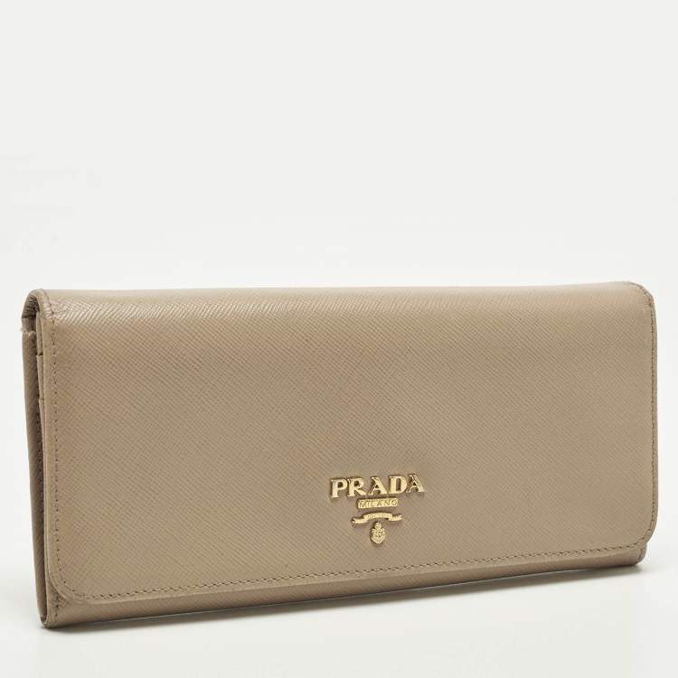 Pre Owned Prada Beige Saffiano Leather Flap Continental Wallet