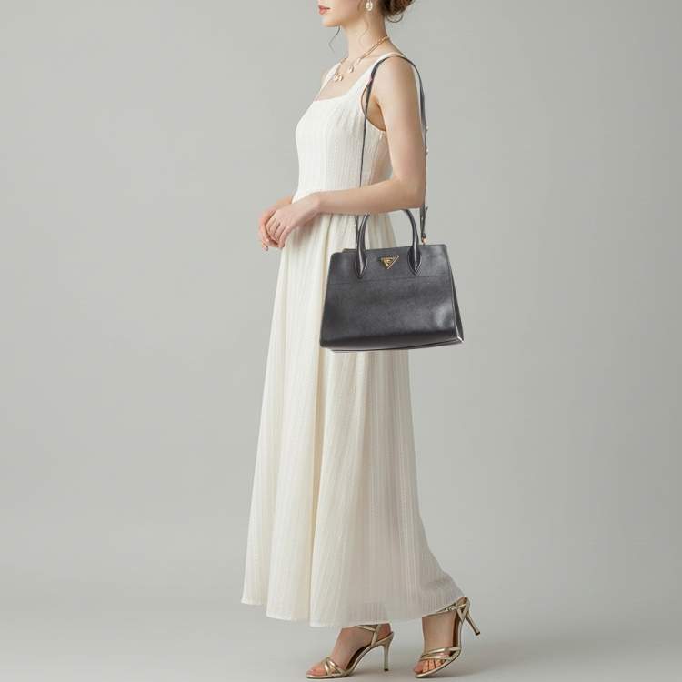 Pre Owned Prada Paradigme Black/Pink Saffiano Leather Tote