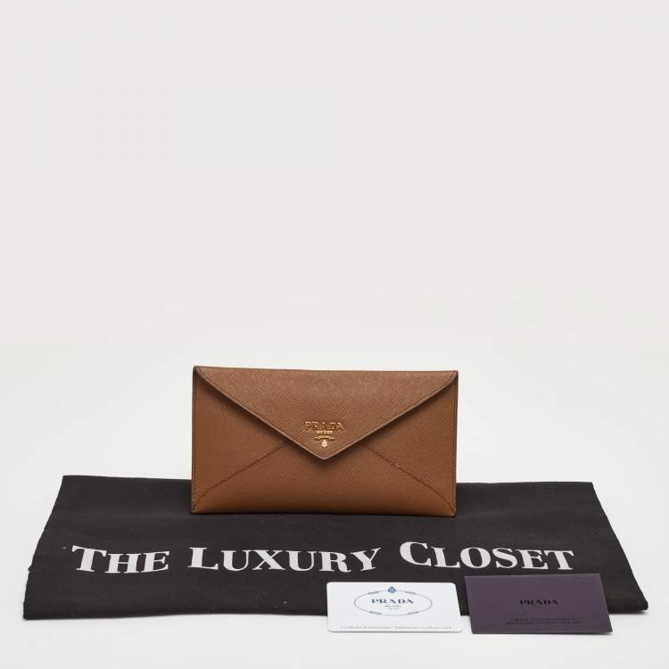Pre Owned Prada Move Brown Saffiano Leather Envelope Wallet