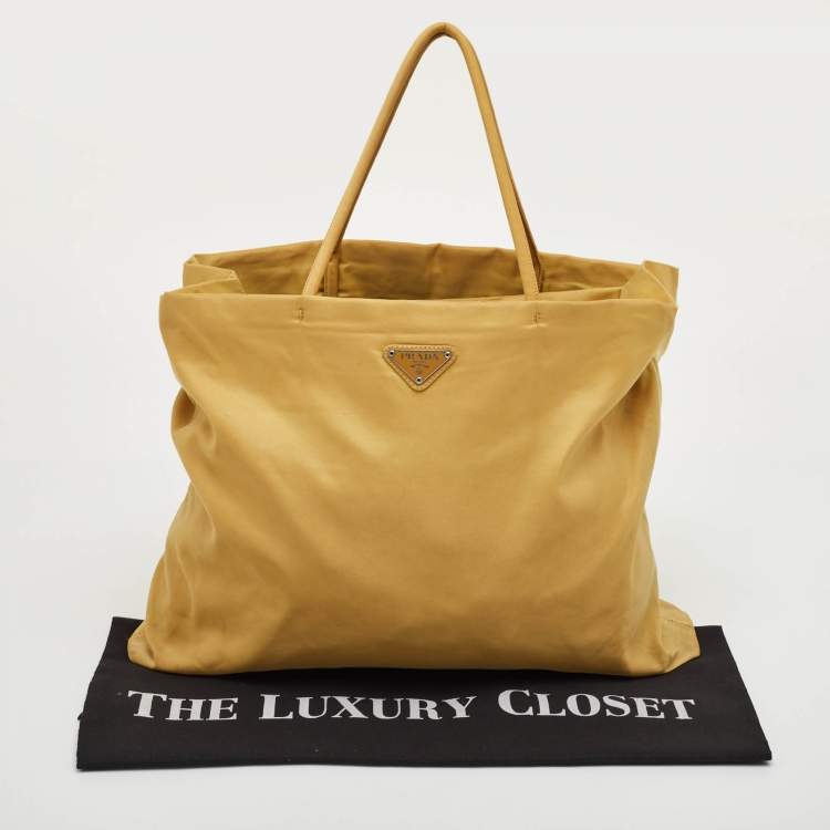 Pre Owned Prada Tessuto Yellow Nylon Shopper Tote