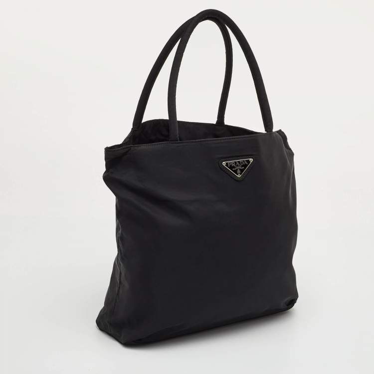 مملوكة مسبقًا Prada Tessuto City Black Nylon Tote