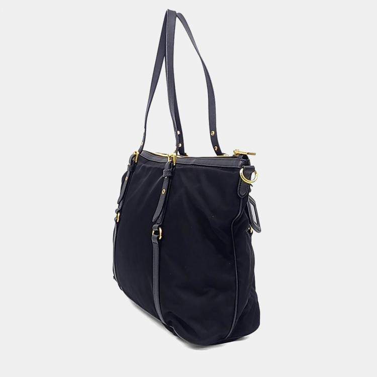 مملوكة مسبقًا Prada Black Nylon fabric shoulder bag