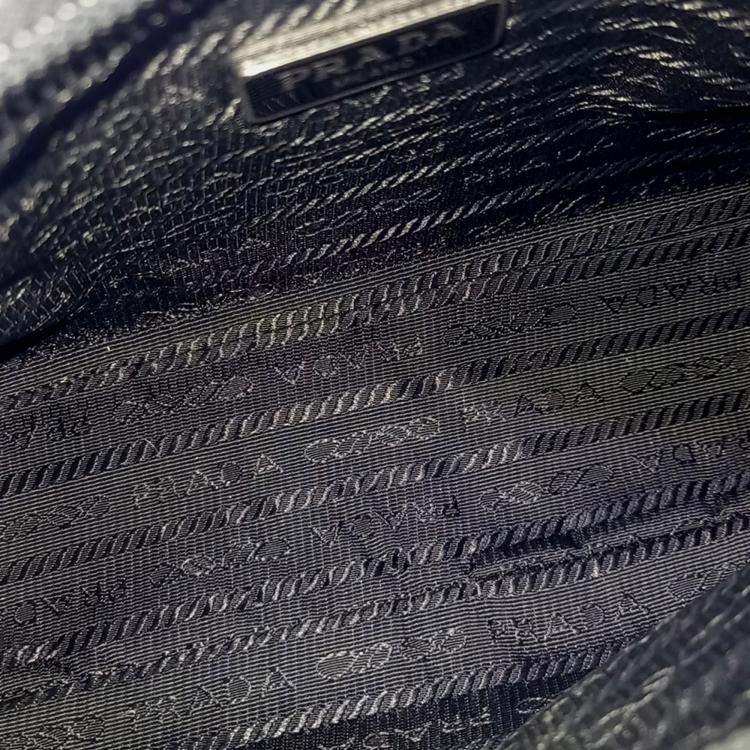 Pre Owned Prada Black Nylon Tessuto Hobo Bag (1NE515)