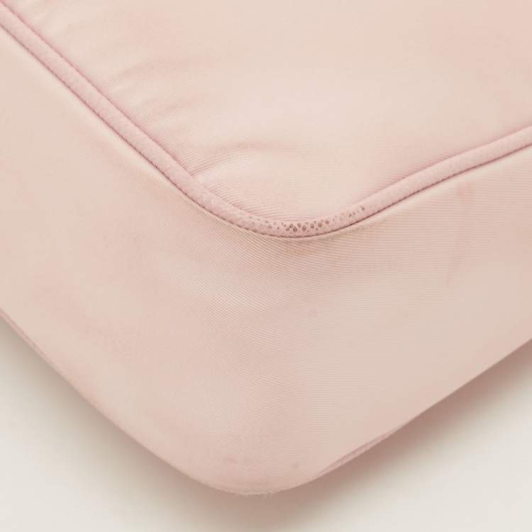 Pre Owned Prada Re-Edition 2005 Light Pink Nylon Shoulder Bag