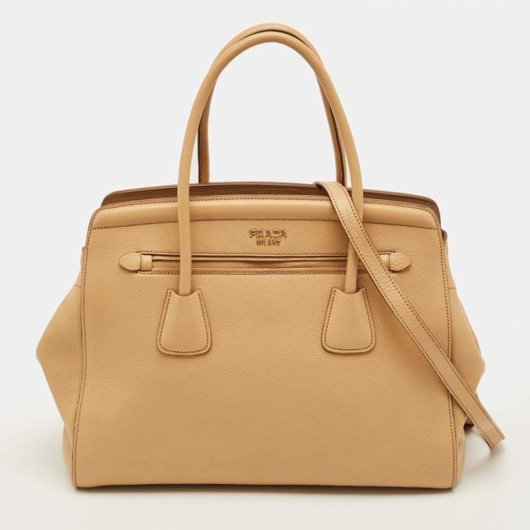 مملوكة مسبقًا Prada Beige Vitello Daino Leather Frame Satchel