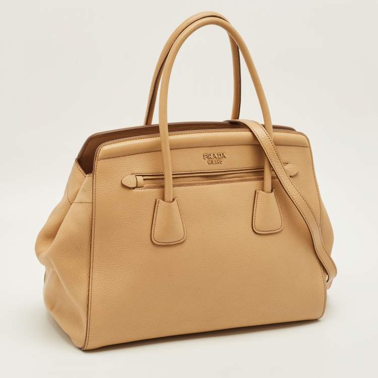 مملوكة مسبقًا Prada Beige Vitello Daino Leather Frame Satchel