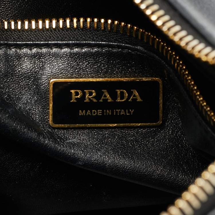 Pre Owned حقيبة كتف برادا إيمي جلد سوداء كبيرة