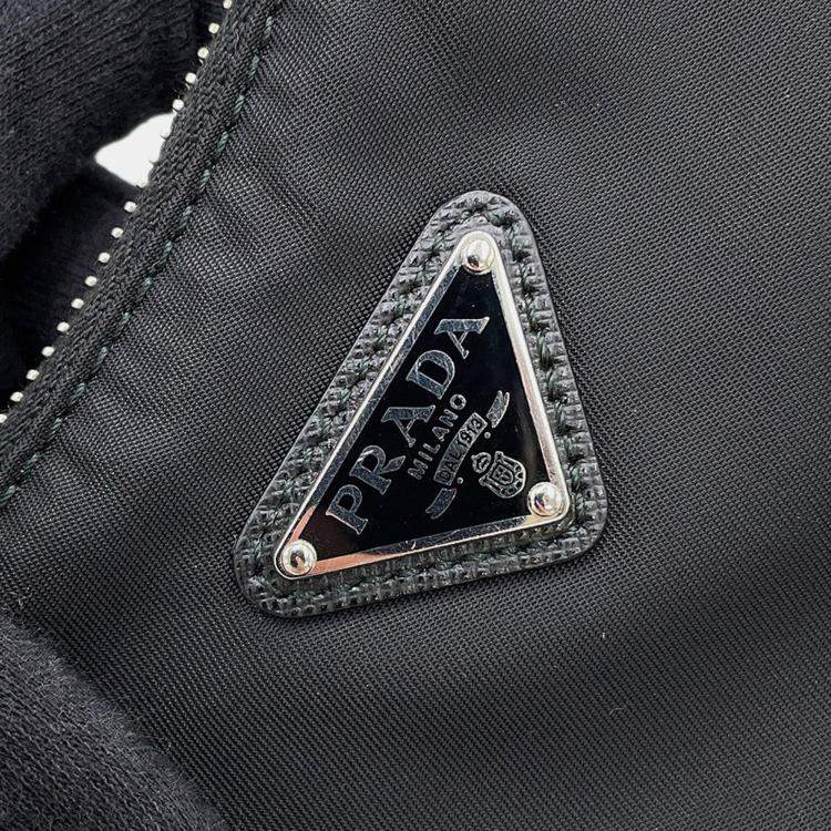 Pre Owned Prada Re-Edition 2005 Re-Nylon Shoulder Bag Black Nylon