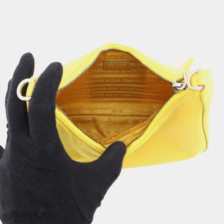 مملوكة مسبقًا Prada Re-Edition 2005 Re-Nylon Shoulder Bag Yellow Nylon Leather
