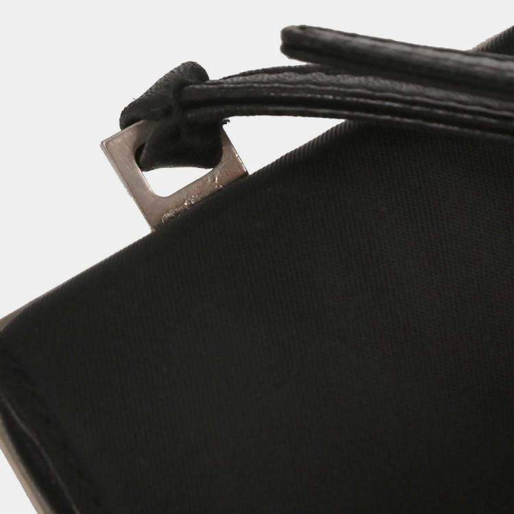 مملوكة مسبقًا Prada Black Nylon Shoulder Bag