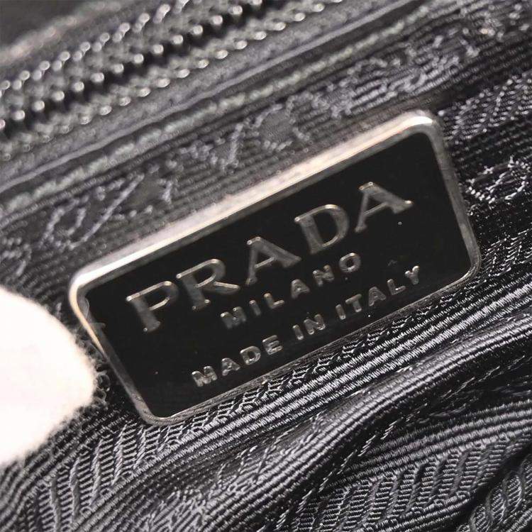 مملوكة مسبقًا Prada Black Nylon Shoulder Bag