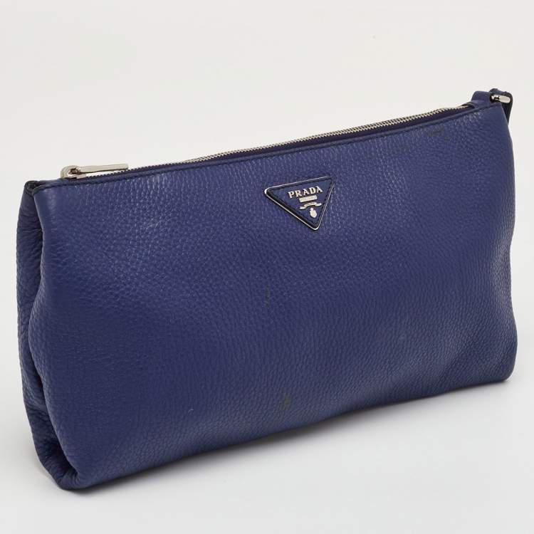 مملوكة مسبقًا Prada Blue Daino Leather Wristlet  Pouch