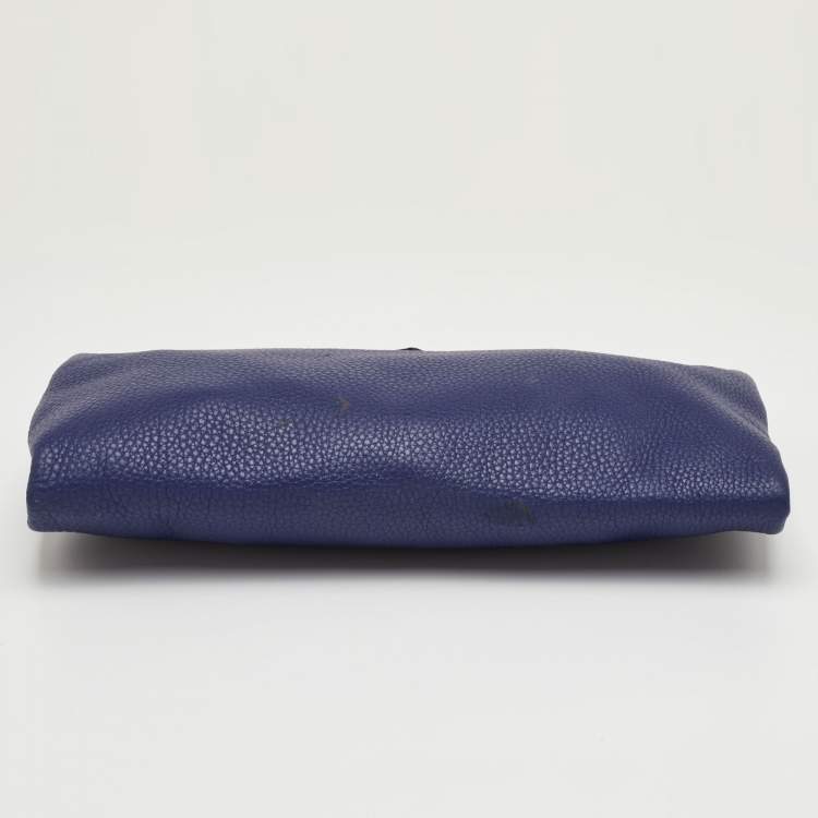 مملوكة مسبقًا Prada Blue Daino Leather Wristlet  Pouch