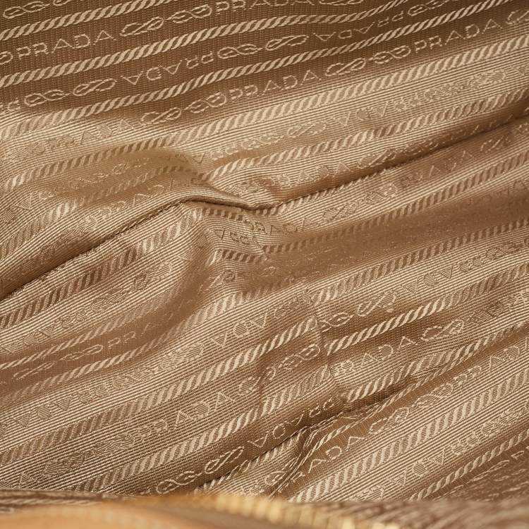 مملوكة مسبقًا Prada Bauletto Beige/White Perforated Saffiano Leather Satchel