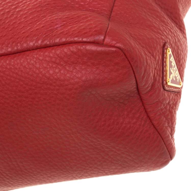Pre Owned Prada Red Pebbled Leather Messenger Bag