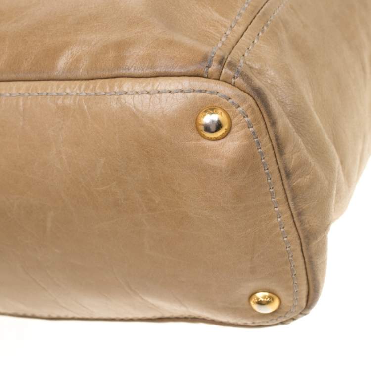 Pre Owned Prada Beige Leather Top Handle Bag