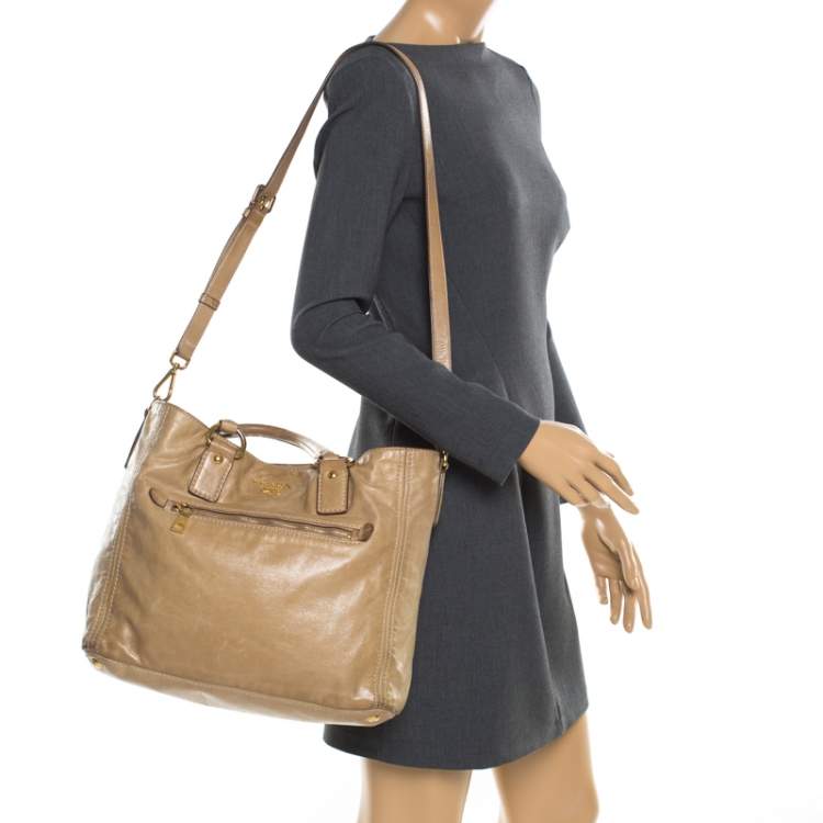 Pre Owned Prada Beige Leather Top Handle Bag