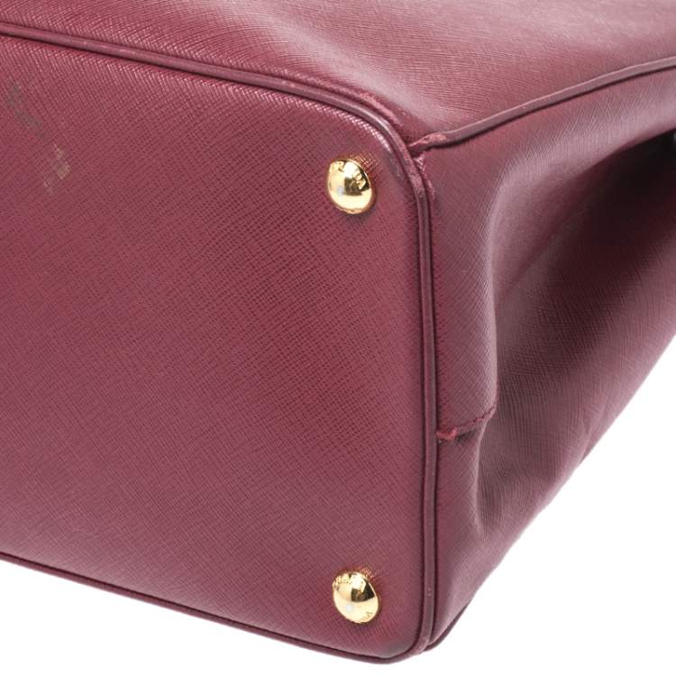 Pre Owned Prada Red Saffiano Lux Leather Medium Galleria Double Zip Tote