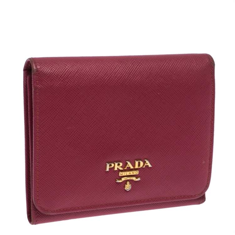 prada wallet women