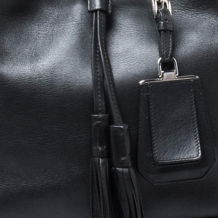 Pre Owned Prada Black Leather Drawstring Bucket Bag