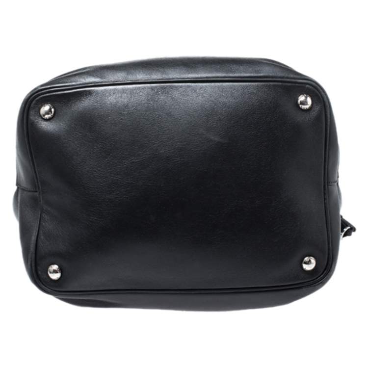 Pre Owned Prada Black Leather Drawstring Bucket Bag