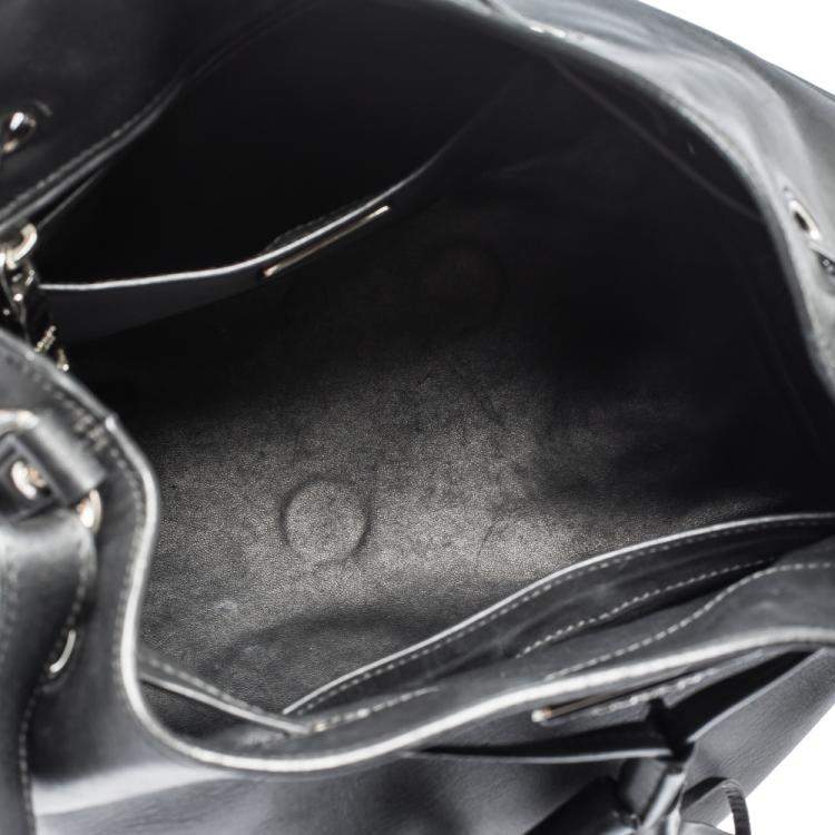 Pre Owned Prada Black Leather Drawstring Bucket Bag