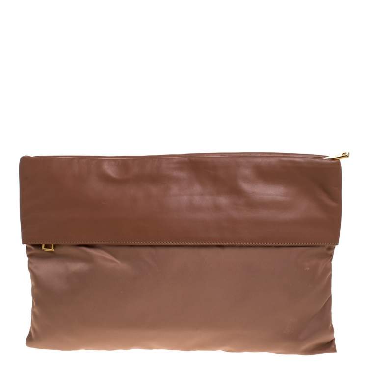 مملوكة مسبقًا Prada Old Rose Nylon and Leather Oversize Clutch