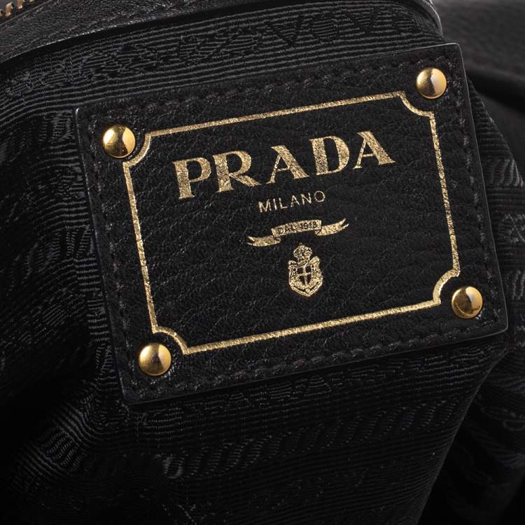 Pre Owned Prada Black Vitello Daino Leather Front Zip Hobo