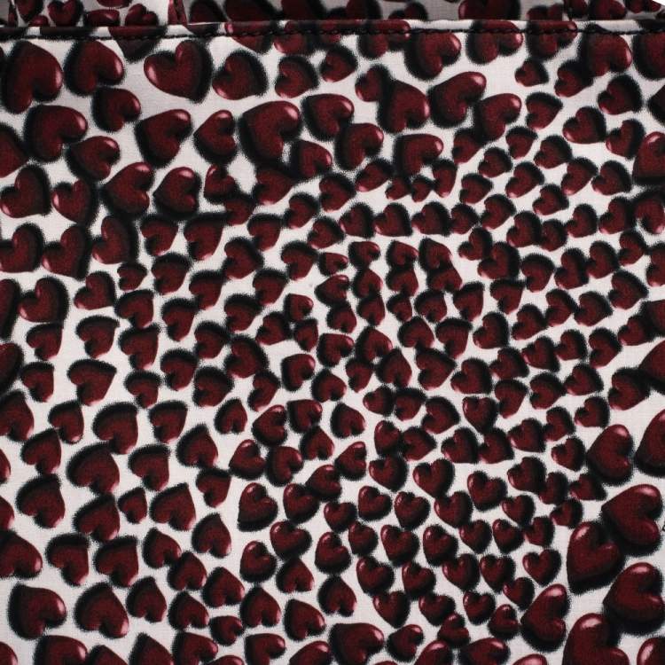 مملوكة مسبقًا Prada Red Nylon Stampat Heart Print Canapa Tote