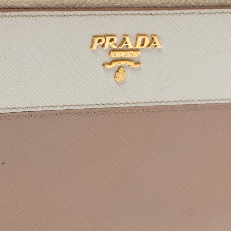 Pre Owned Prada Beige/Cream Saffiano Lux Leather Zip Pouch