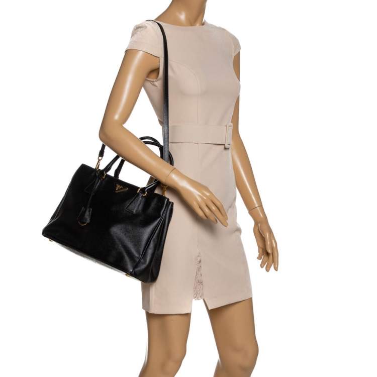 Pre Owned Prada Black Saffiano Lux Leather Small Galleria Tote