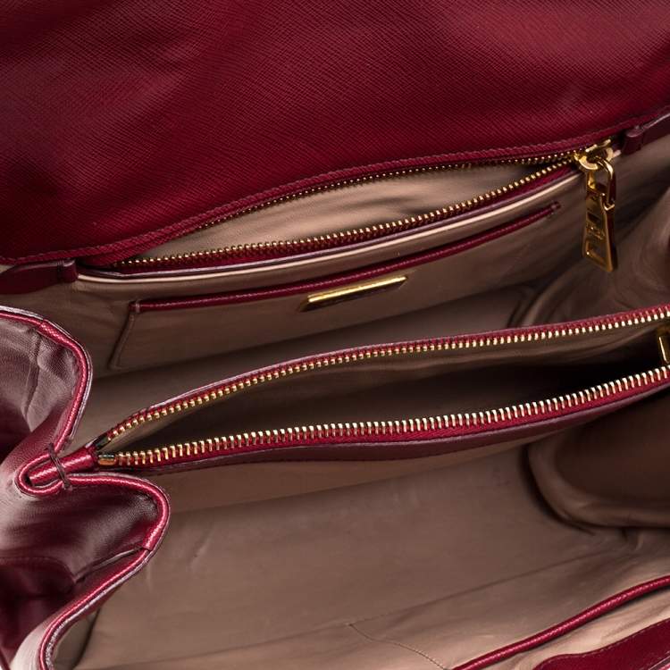 Pre Owned Prada Red Saffiano Lux Leather Spazzolato Gusset Top Handle Bag