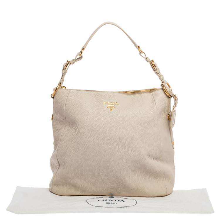 Pre Owned Prada Off White Vitello Daino  Leather Zip Hobo
