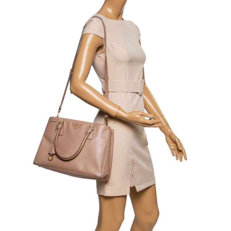 Pre Owned Prada Pink Saffiano Lux Leather Medium Galleria Tote
