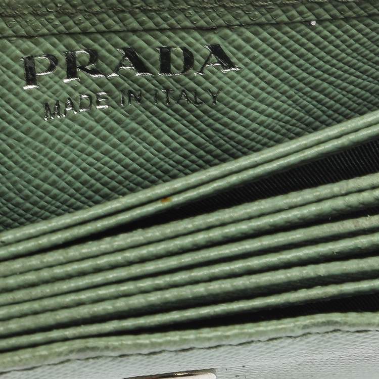 Pre Owned Prada Mint Green Saffiano Lux Leather Gusset Card Holder