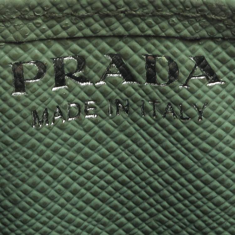 Pre Owned Prada Mint Green Saffiano Lux Leather Gusset Card Holder