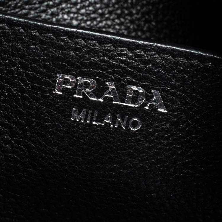 Pre Owned Prada Black Vitello Daino Leather Hobo