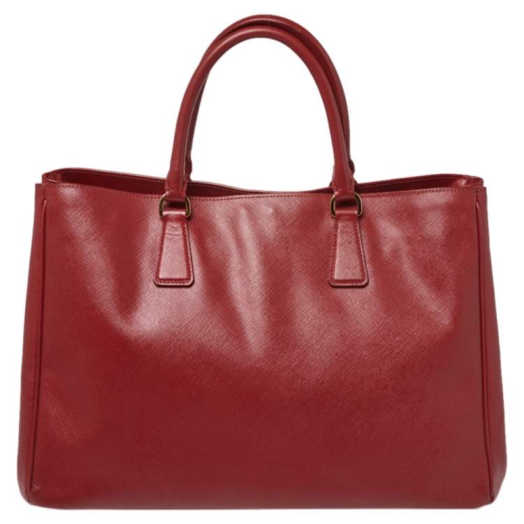 Pre Owned Prada Red Saffiano Lux Leather Open Galleria Tote