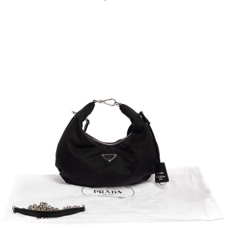 Pre Owned Prada Black Nylon Re-Edition 2006 Hobo