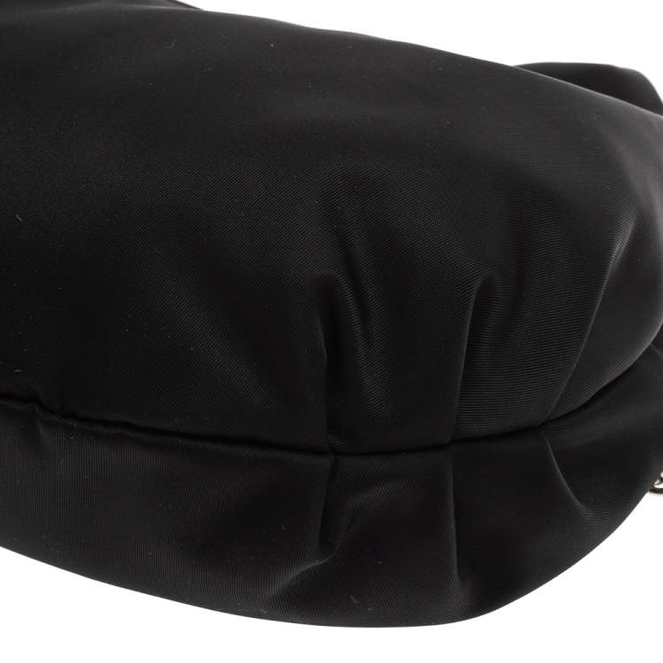 Pre Owned Prada Black Nylon Re-Edition 2006 Hobo