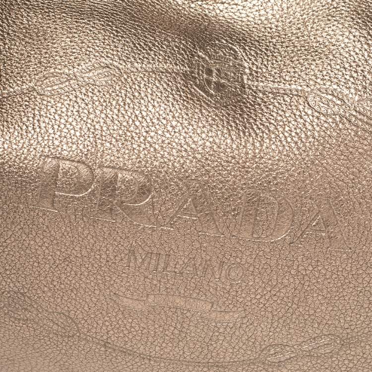 Pre Owned Prada Metallic Vitello Grain Leather Logo Embossed Hobo