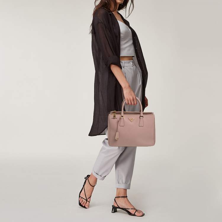 PRADA: Galleria bag in saffiano leather - Blush Pink