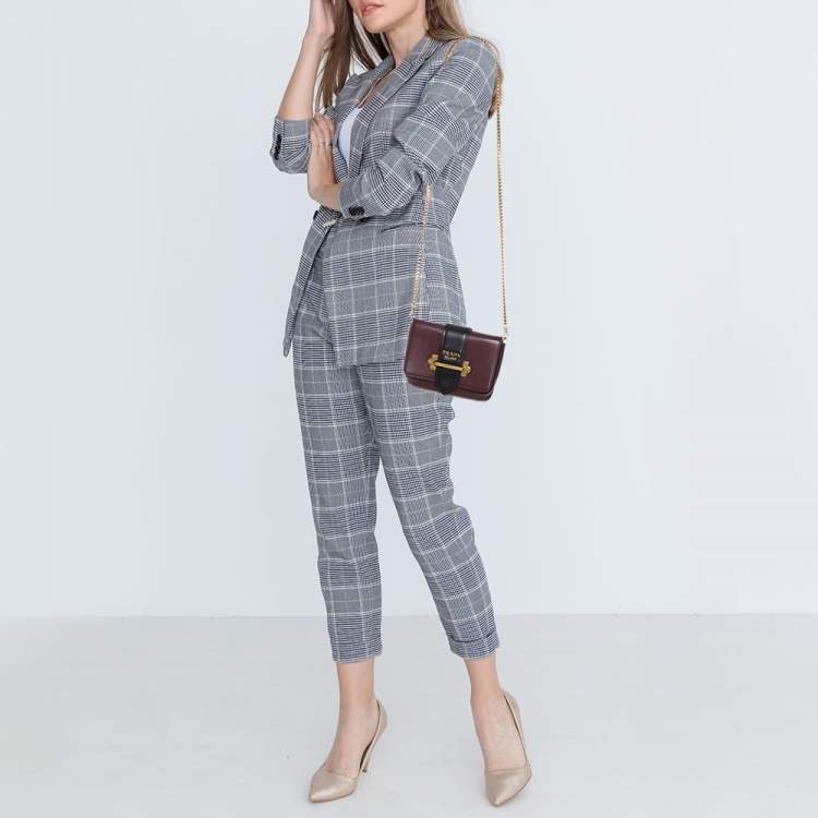 مملوكة مسبقًا Prada Burgundy/Black Leather Cahier Belt Bag